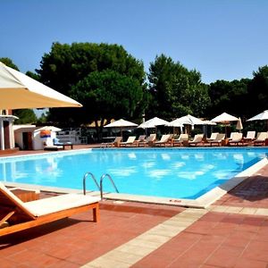 Resort Porto Pino Club